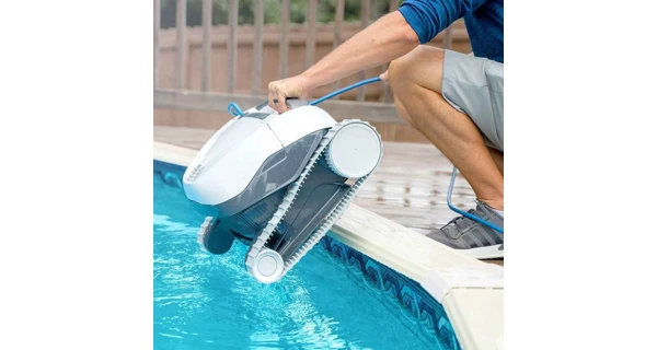 Bazénový automatický vysávač Dolphin E10