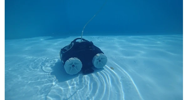 Bazénový vysávač Black Coral