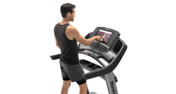 Bežecký pás NordicTrack Commercial 2450