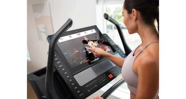 Bežecký pás NORDICTRACK Incline Trainer X22i