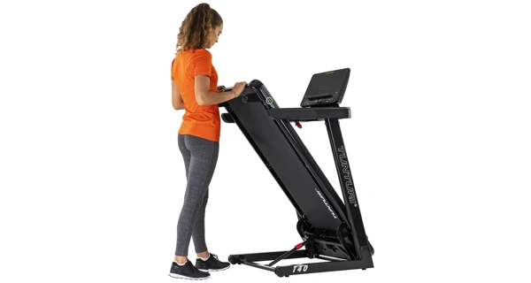 Bežecký pás TUNTURI T40 Competence