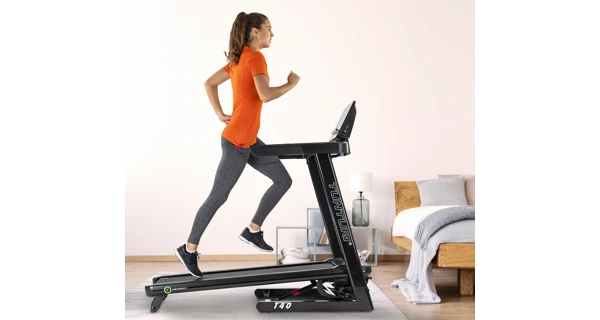 Bežecký pás TUNTURI T40 Competence