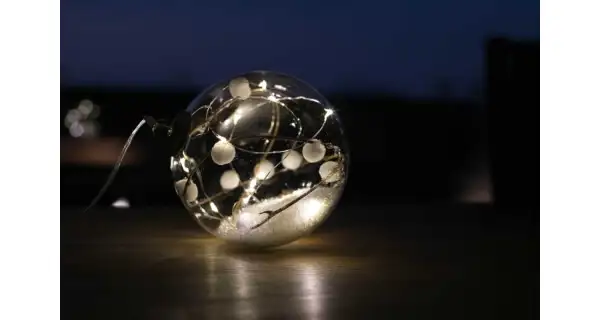 Crystal závesná guľa s vetvičkou 12 LED