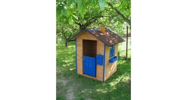 Detský domček z borovicového dreva