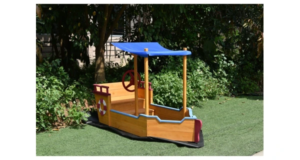 Drevené pieskovisko - tvar loď