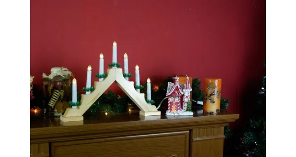 Drevený svietnik  - 7 LED