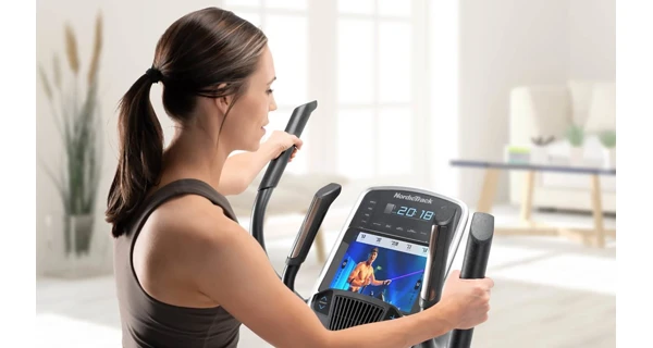 Eliptický trenažér NordicTrack C7.5