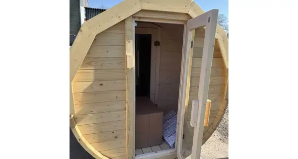 Fínska sudová sauna 3,5m s odpočivárňou, teraskou a elektrickou pecou