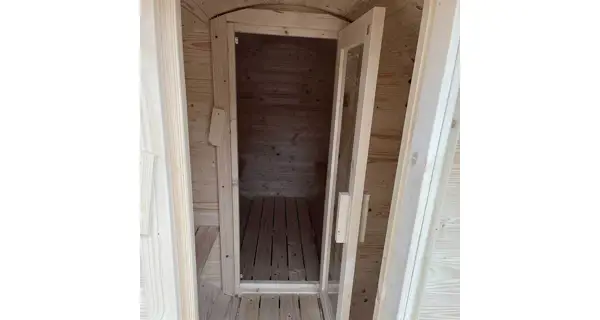 Fínska sudová sauna 3,5m s odpočivárňou, teráskou a pecou na drevo