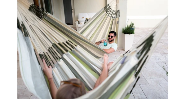 Hojdacia sedačka La Siesta Domingo Comfort Classic cedar