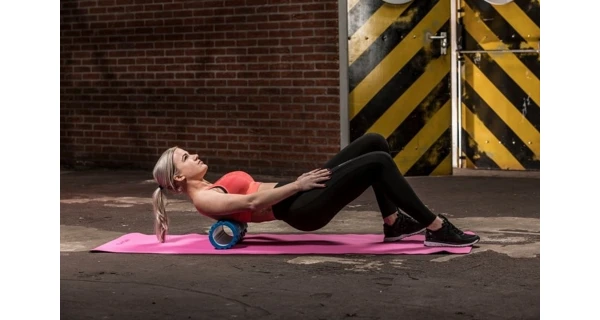 Masážny valec Foam Roller TUNTURI 33 cm / 13 cm oranžový