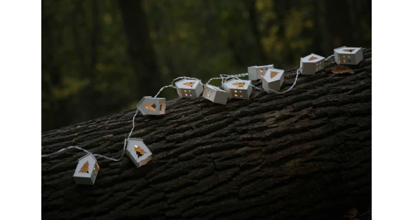 Nature reťaz s domčekmi 10 LED - prírodná