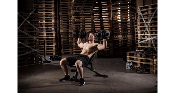 Polohovacia lavica UB20 TUNTURI Pre Utility Bench