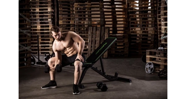 Polohovacia lavica UB40 TUNTURI Pre Utility Bench