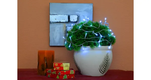 Reťaz 10 m - 100 LED - studená biela- spínač