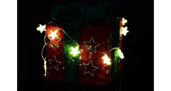 Reťaz LED - hviezdy - teplá biela