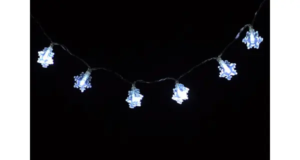 Reťaz LED - vločky - studená biela