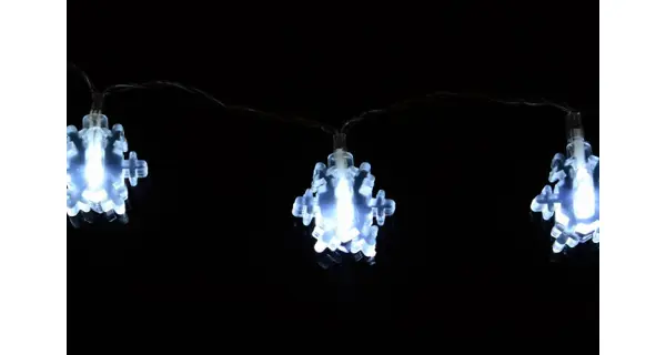 Reťaz LED - vločky - studená biela