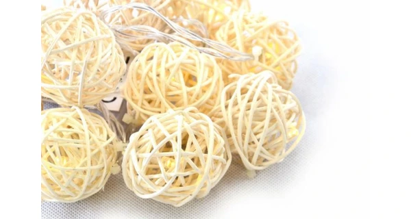 Reťaz - ratanové gule - 20 LED