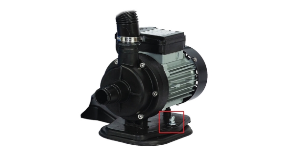 Sada skrutiek a matiek na upevnenie filtrácie Prostar k základni