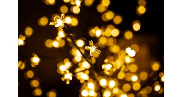 Stromček s kvetmi 200 LED - teplá biela