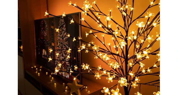 Stromček s kvetmi 200 LED - teplá biela