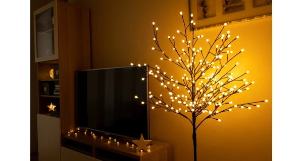 Stromček so žiarovkami 200 LED - teplá biela