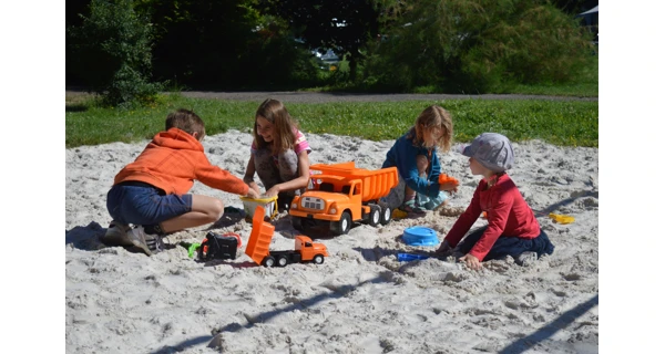 Tatra 148 modro-červená 72 cm