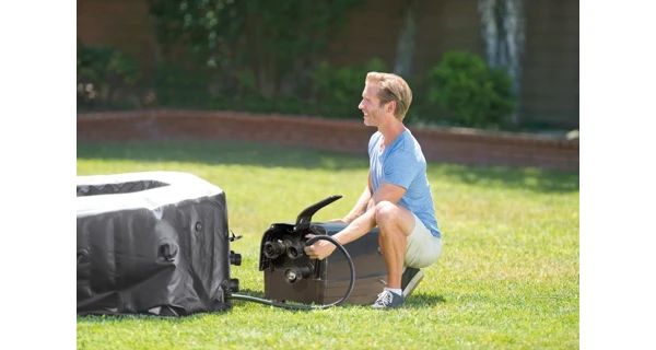 Vírivý bazén Pure Spa - Jet & Bubble Deluxe HWS 6 + výhodný set príslušenstva