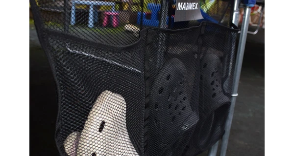 Závesné vrecko k trampolíne - na topánky